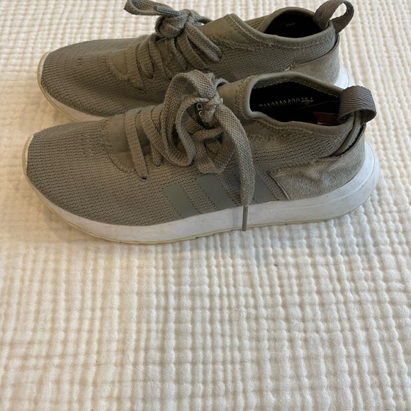 Adidas Flashback Suede and Knit Sneaker - Picture 3 of 5